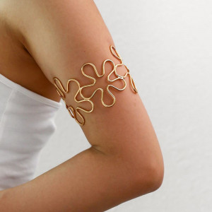 Жесткий браслет CJG30834 Жесткий браслет CJG30834