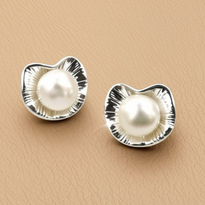 Серьги-гвоздики раковины с жемчужиной J10702CJJ
