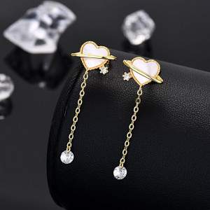 Длинные серьги-пусеты Планета с цепочкой и жемчугом 1J10444CJJ