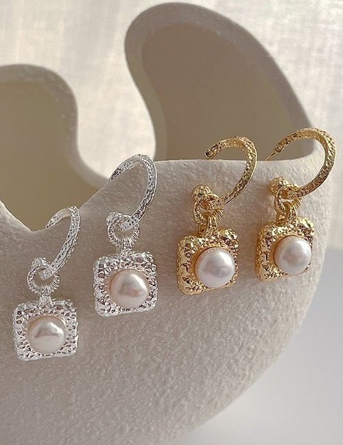 Серьги-кольца с жемчужными квадратами L88725