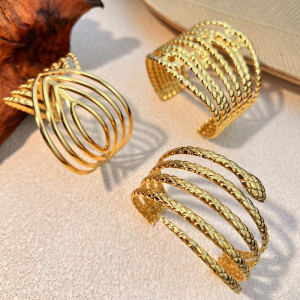 Браслет-кафф широкий с многослойным плетением CJM18930 Браслет-кафф широкий с многослойным плетением CJM18930