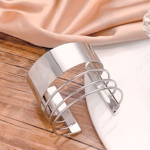 Жесткий браслет CJJ05262