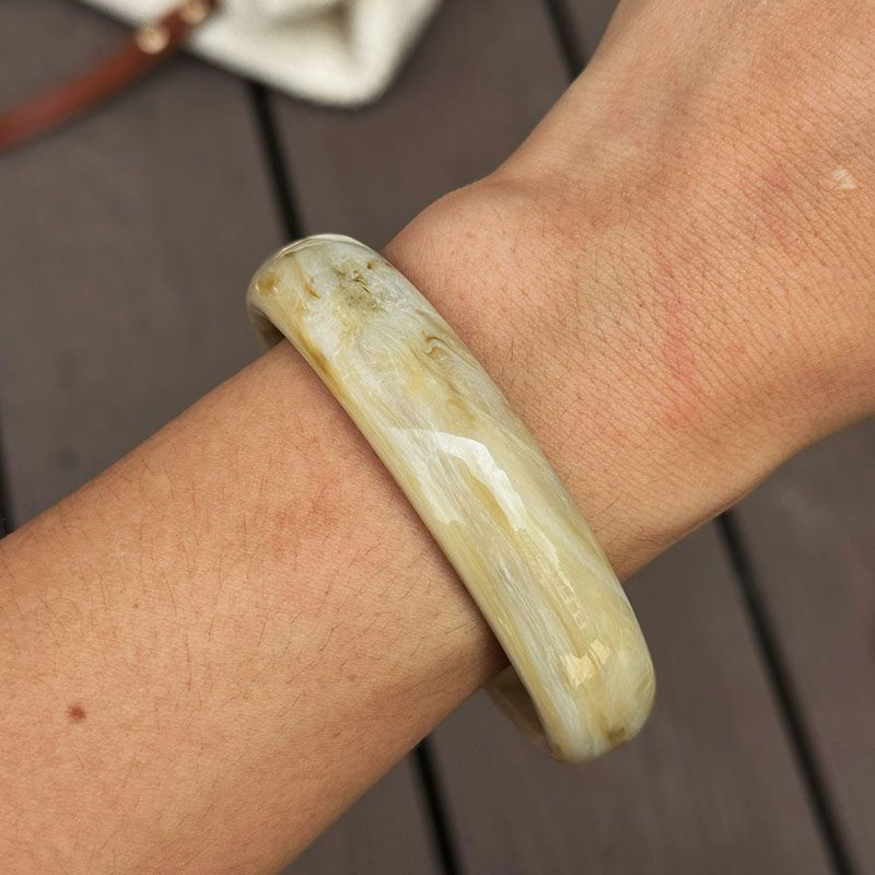 Жесткий браслет CJP85447 Жесткий браслет CJP85447