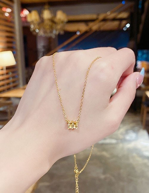Колье из стали L02298