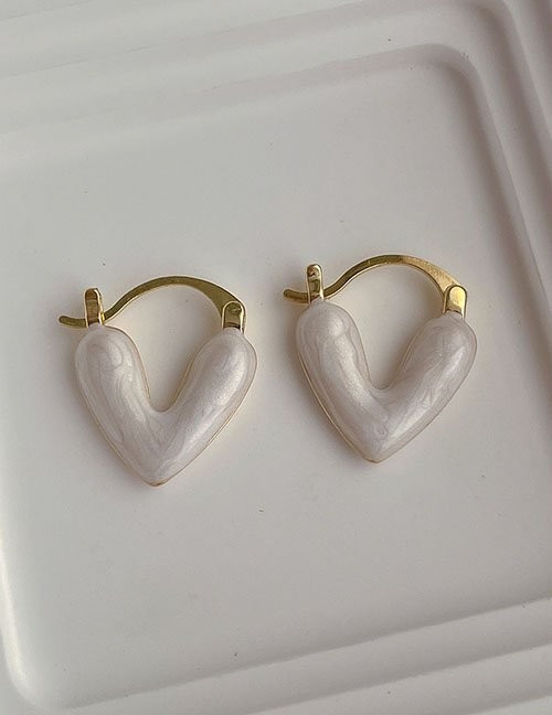 Серьги-кольца с белыми сердцами Z31777