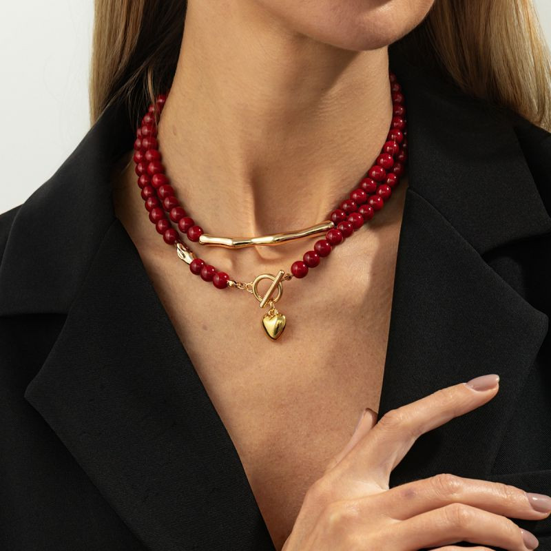 Двойные красные бусы с золотистым сердцем CJS98386