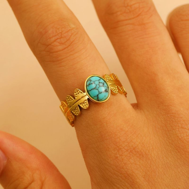 Многослойное кольцо с голубым камнем в этническом стиле CJR67917
