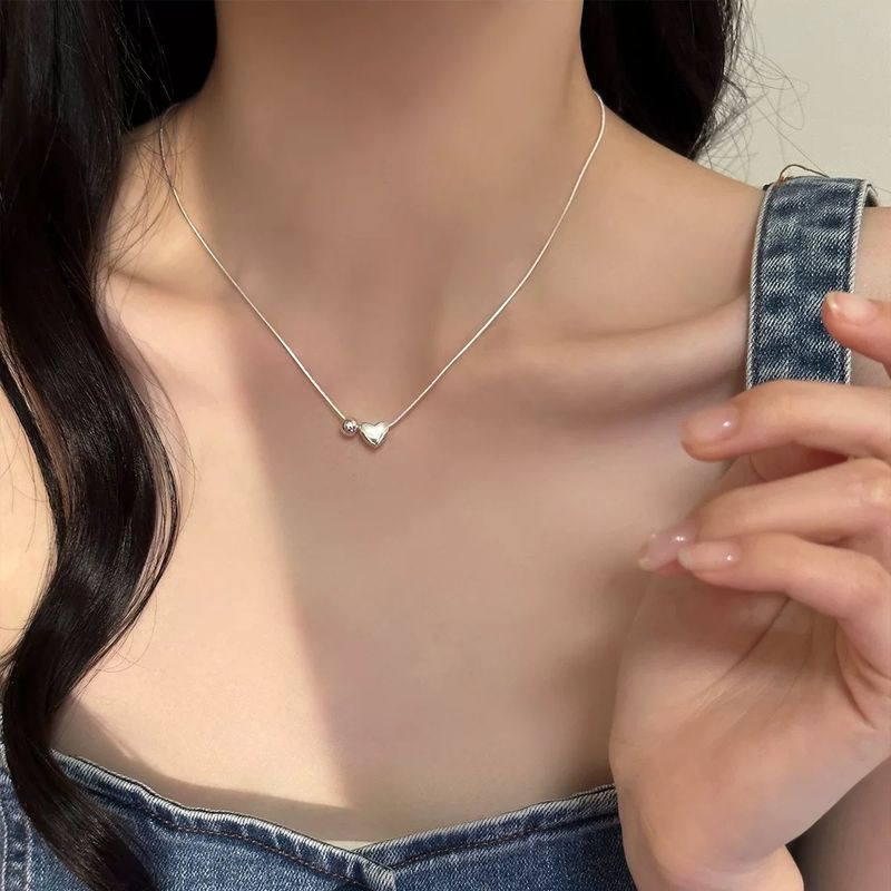 Минималистичная цепочка с объемной подвеской-сердцем 1J12392CJJ Минималистичная цепочка с объемной подвеской-сердцем 1J12392CJJ