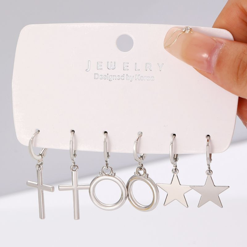 Набор серебристых серег конго с геометрическими и жемчужными подвесками CJH66983 Набор серебристых серег конго с геометрическими и жемчужными подвесками CJH66983