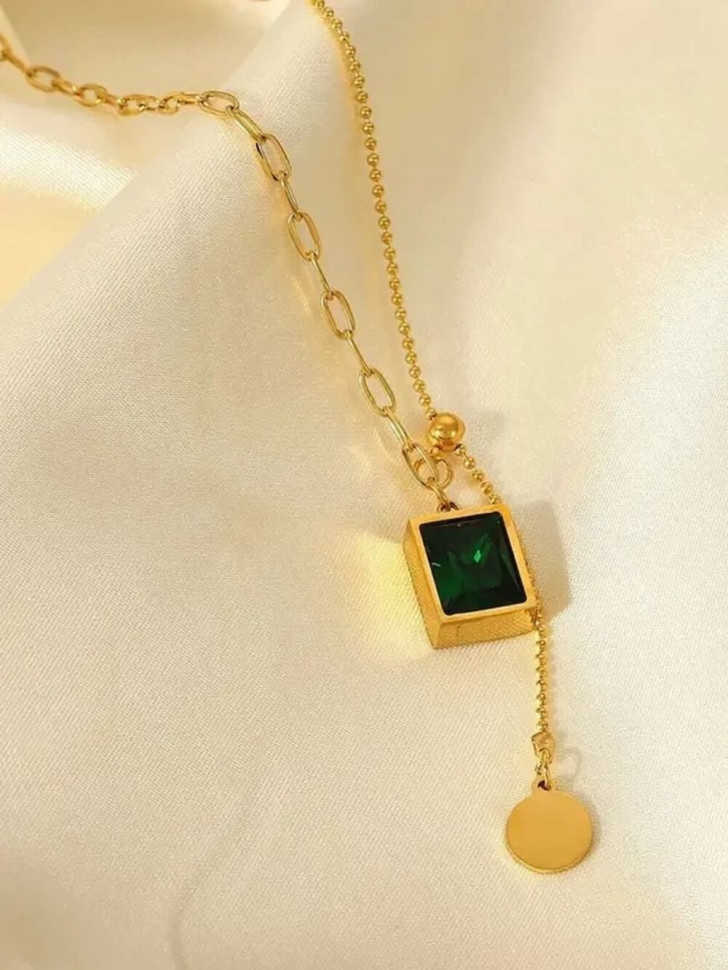 Золотистая цепочка-галстук с зеленым прямоугольным камнем и диском J10160CJJ Золотистая цепочка-галстук с зеленым прямоугольным камнем и диском J10160CJJ