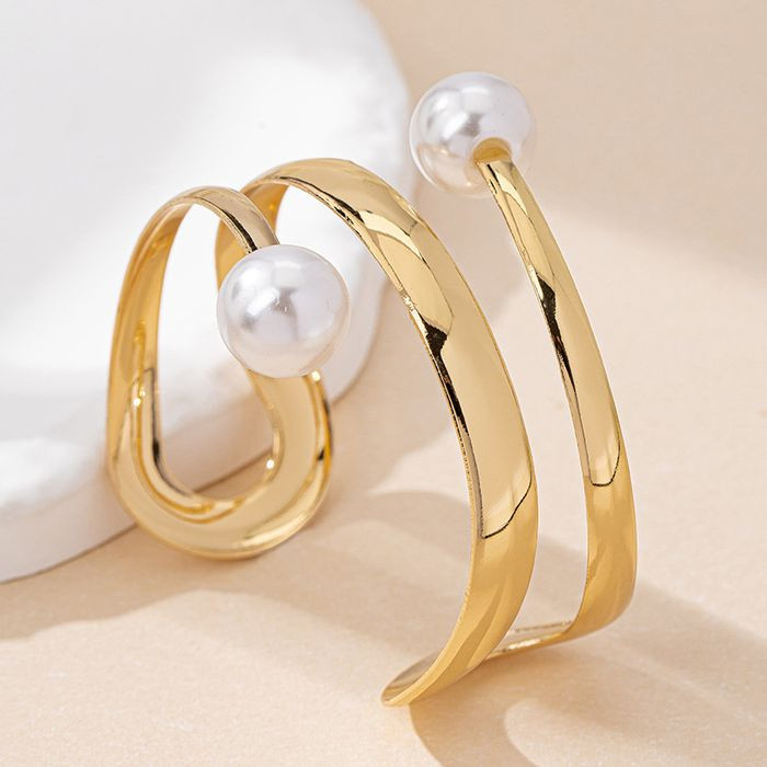 Жесткий браслет CJM86354