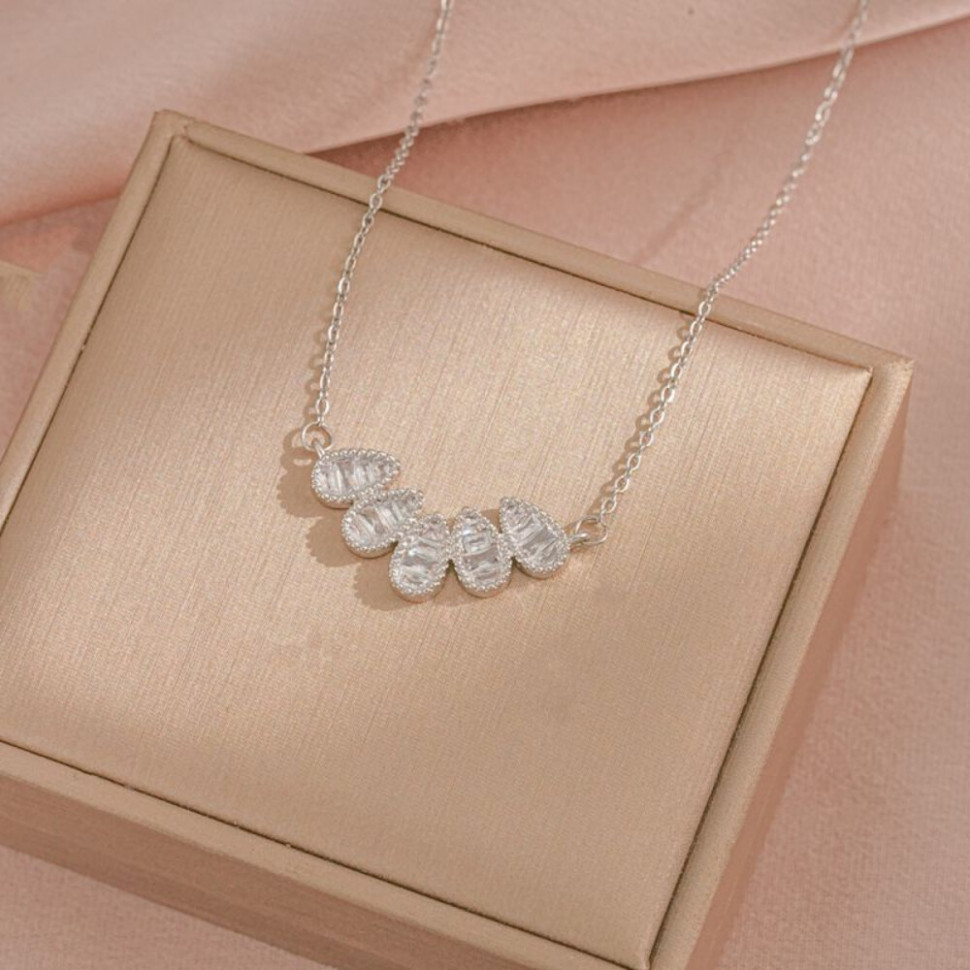 Колье из стали CJH64884