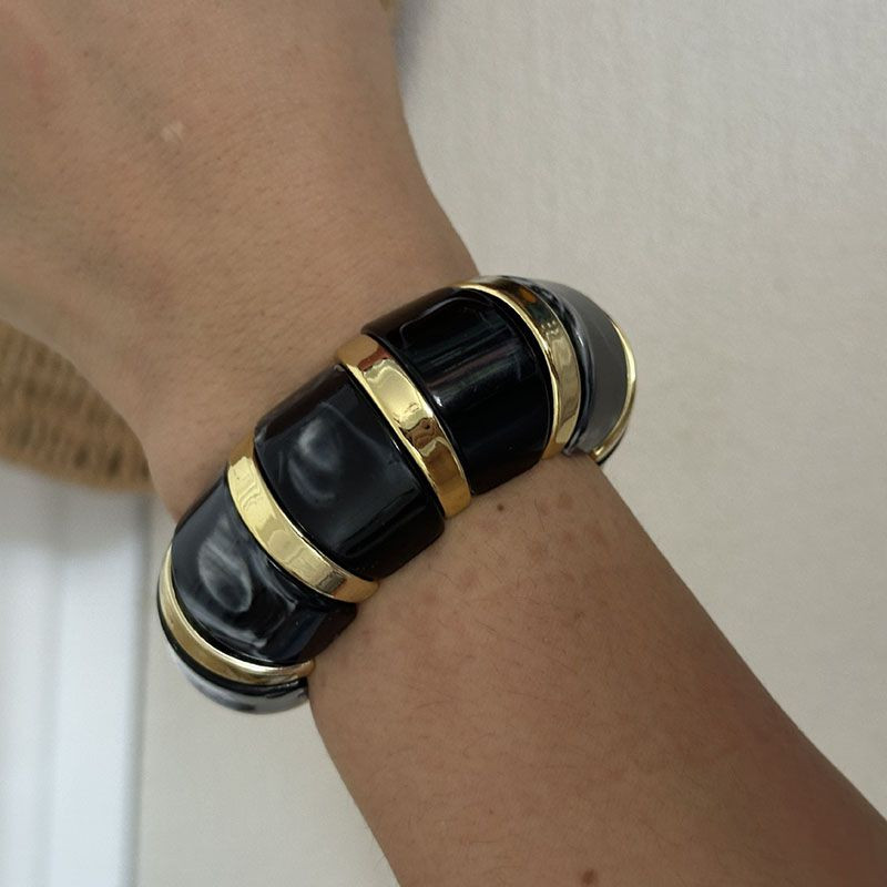 Браслет жесткий массивный сегментированный с матовым покрытием CJR56065 Браслет жесткий массивный сегментированный с матовым покрытием CJR56065