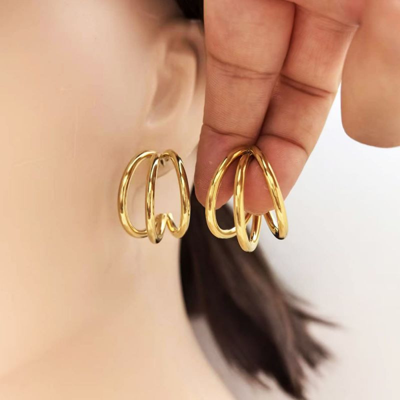 Серьги-пусеты Листья объемные CJR66528