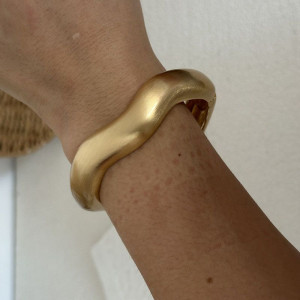 Жесткий браслет CJR56066