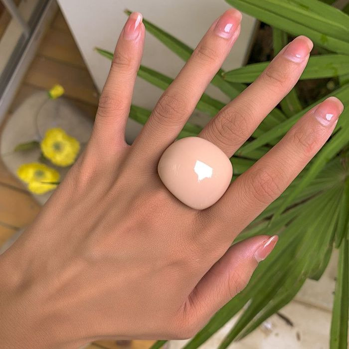 Кольцо минималистичное из цветного акрила CJM58992