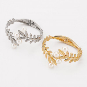 Жесткий браслет CJL32243