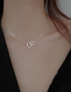 Тонкая серебристая цепочка с двойной подвеской-сердцем L81388 Тонкая серебристая цепочка с двойной подвеской-сердцем L81388