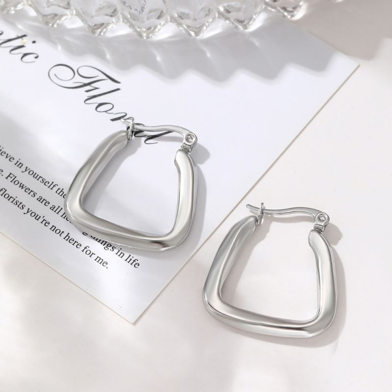 Серьги-кольца трапециевидные гладкие CJM03887