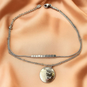 Браслет двухслойный с круглой подвеской и римской гравировкой J11193CJJ