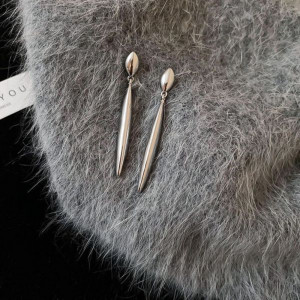 Лаконичные серьги пусеты в форме гладких металлических палочек CJH83992 Лаконичные серьги пусеты в форме гладких металлических палочек CJH83992