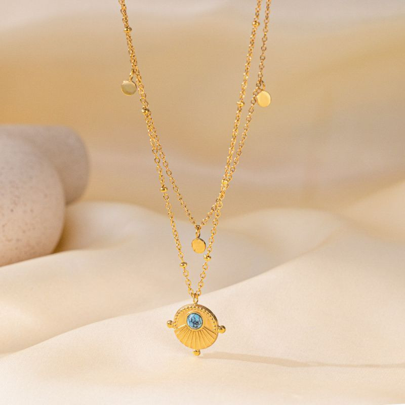 Стальное колье с треугольной подвеской и глазом CJH15702