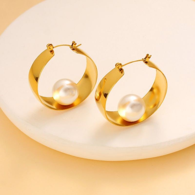 Золотистые серьги-кольца с жемчугом CJG38244