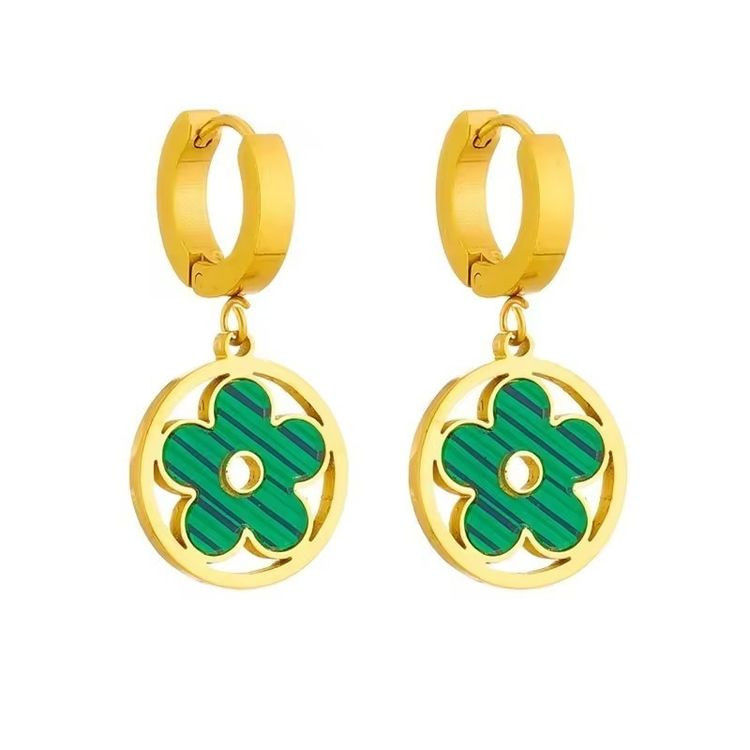 Золотистые серьги-кольца с зеленым клевером 1J11286CJJ Золотистые серьги-кольца с зеленым клевером 1J11286CJJ