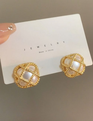 Стильные серьги-пусеты плетеные квадраты Z27973