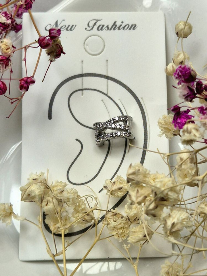 Широкий серебристый кафф с кристаллами 1J11402CJJ