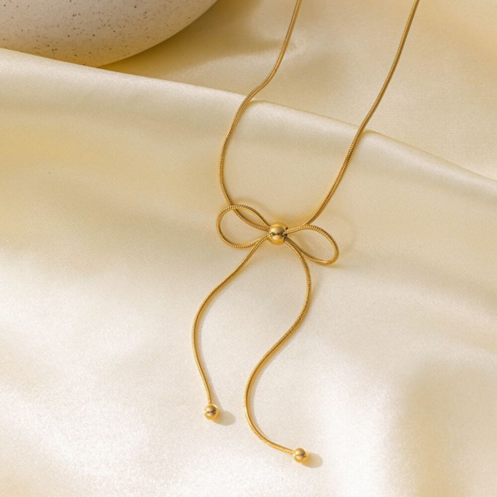 Колье-галстук с изящным бантом CJH15823