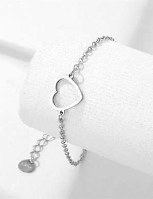 Браслет-цепочка серебристый с контурным сердцем Z99767