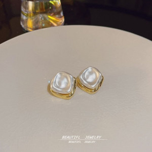 Серьги-гвоздики CJC98833