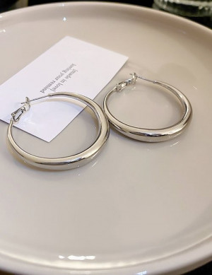 Базовые серьги-конго с зеркальной полировкой L91870 Базовые серьги-конго с зеркальной полировкой L91870