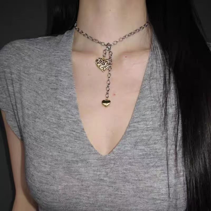 Серебристая цепочка с подвесками в виде сердца и шара CJL86696