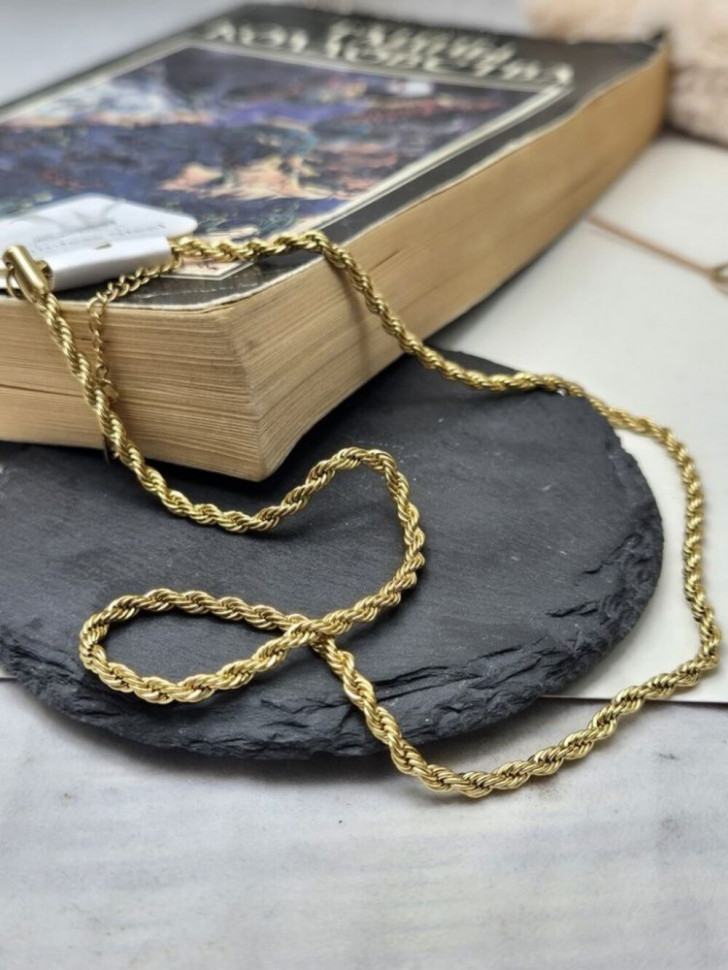 Массивная золотистая цепочка в стиле классического плетения J11285CJJ Массивная золотистая цепочка в стиле классического плетения J11285CJJ