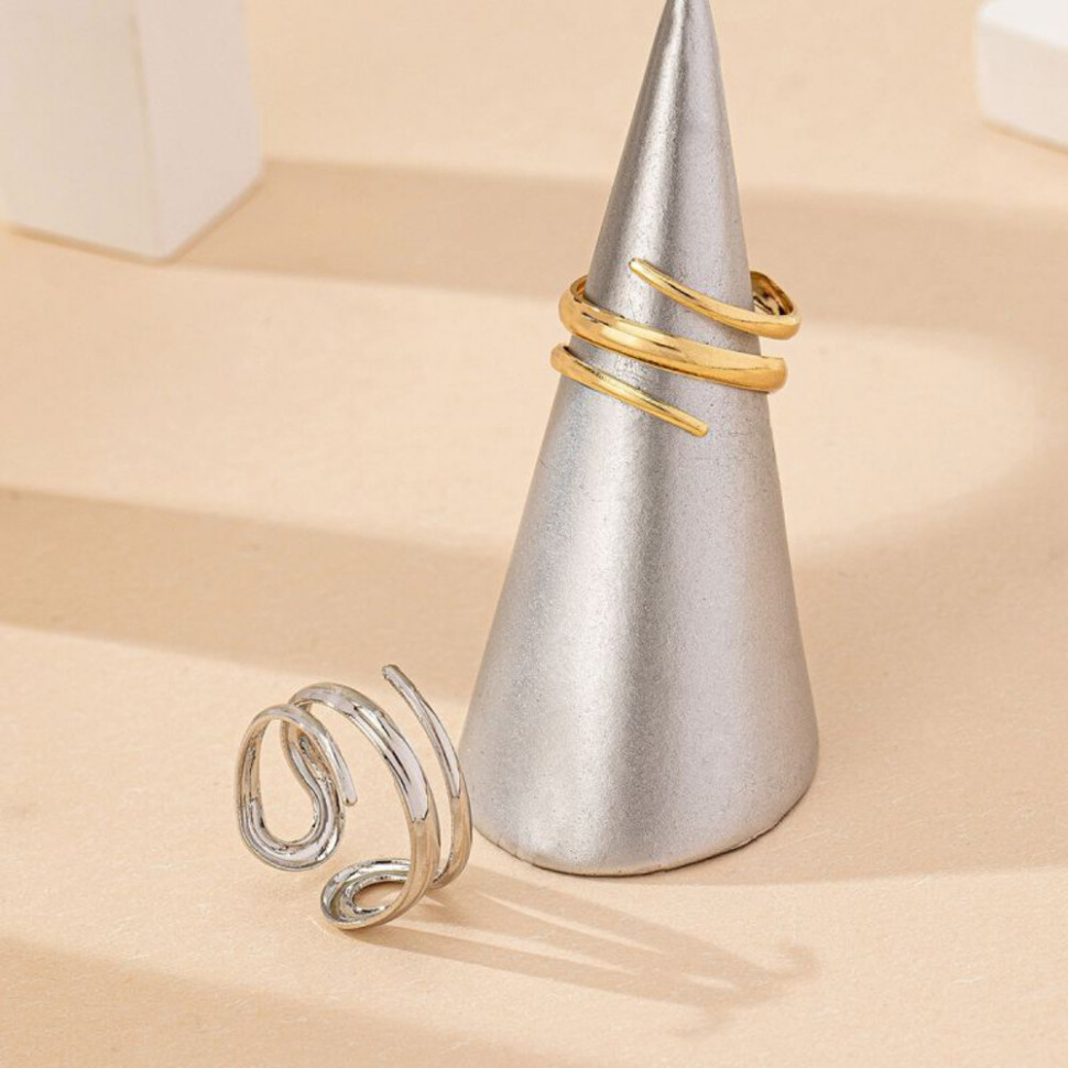 Многослойное разомкнутое кольцо-спираль в золотистом цвете CJH67225