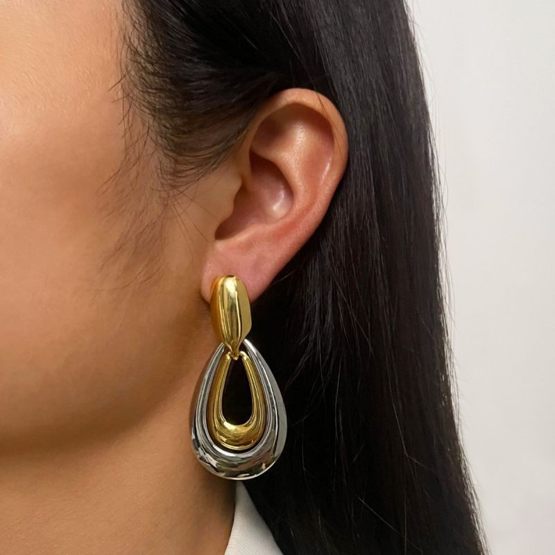 Двухцветные серьги-пусеты Трапеция CJG66045 Двухцветные серьги-пусеты Трапеция CJG66045