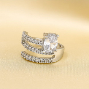 Тройной кафф с овальным кристаллом 1J11405CJJ