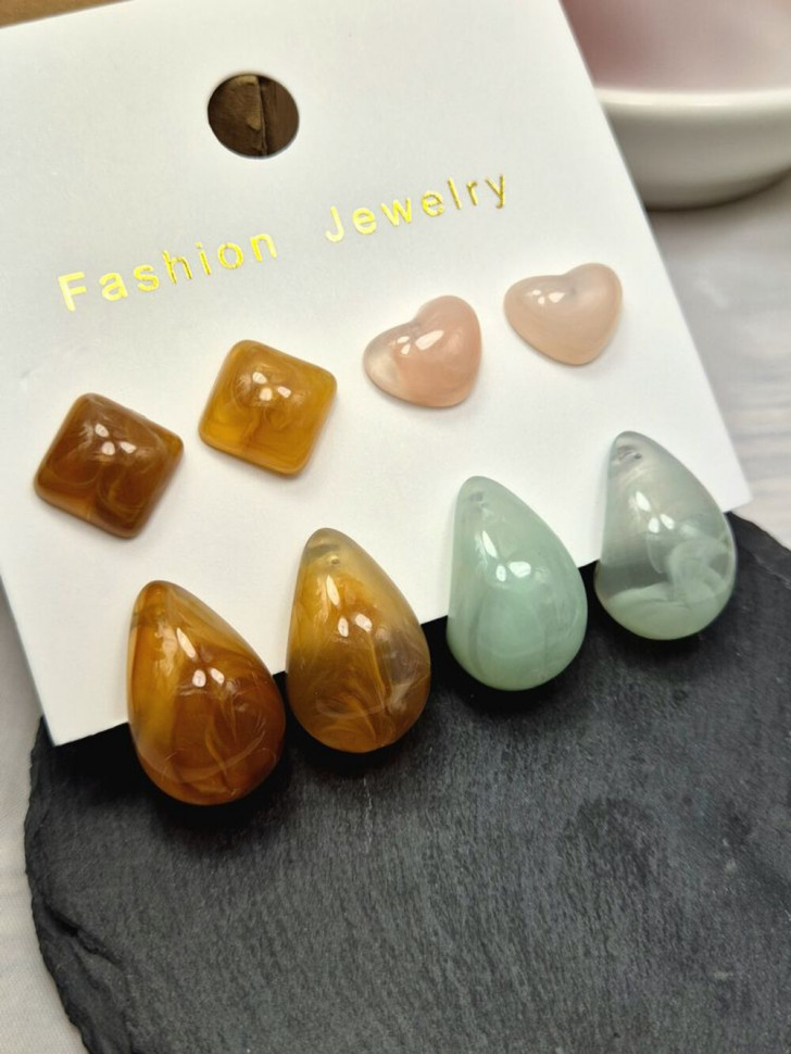 Набор серег акрил капельки (4 пары) J11380CJJ Набор серег акрил капельки (4 пары) J11380CJJ