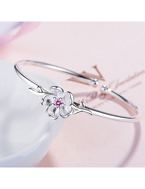 Жесткий браслет с центральным кристаллом R87982