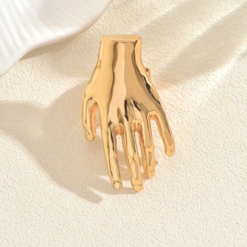 Кольцо в форме человеческой кисти CJT17358