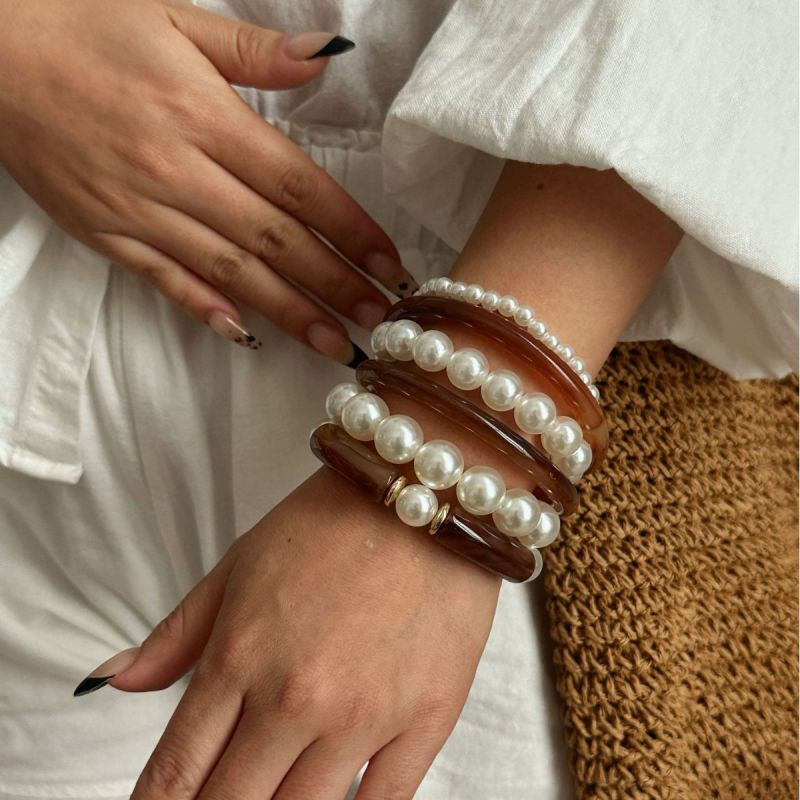 Жесткий браслет CJR56083