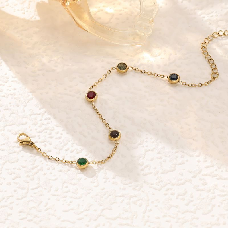 Браслет-цепочка с россыпью разноцветных камней CJP45115