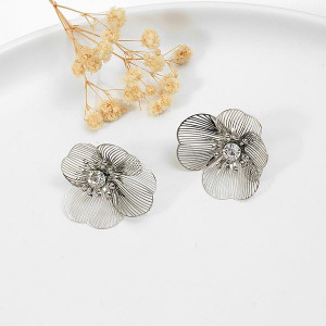 Серьги-гвоздики CJL85066 Серьги-гвоздики CJL85066