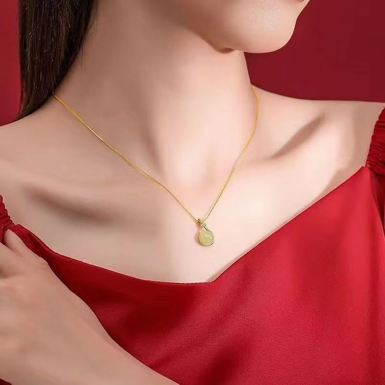 Колье медицинская сталь с напылением золотом J10818CJJ