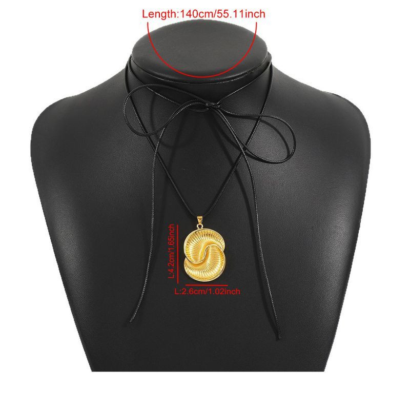 Многослойный лариат с крупным диском в золотистом цвете CJL32256