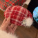 Заколка-клювик с снежинкой и помпонами красная CJS74205 Заколка-клювик с снежинкой и помпонами красная CJS74205