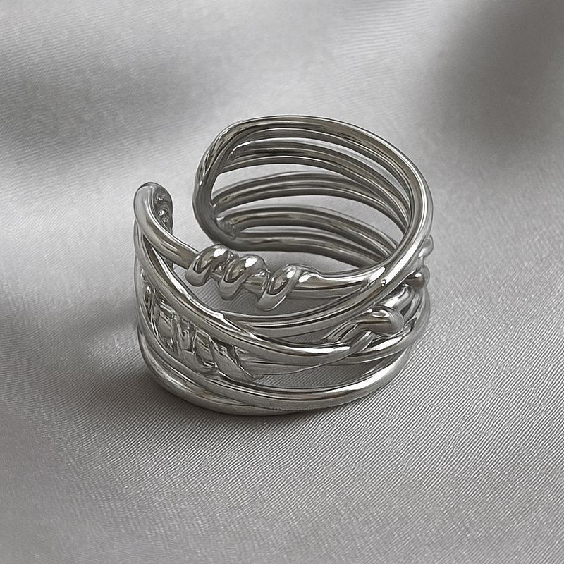 Кольцо широкое с жатой фактурой поверхности 1J12129CJJ Кольцо широкое с жатой фактурой поверхности 1J12129CJJ