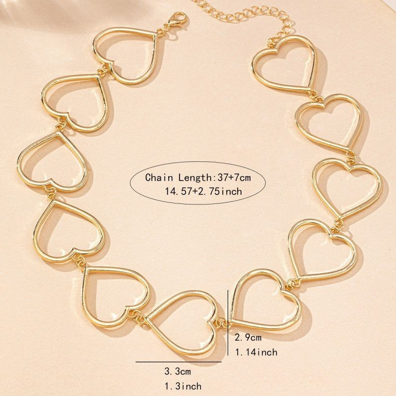 Коллар из крупных золотистых звеньев в форме сердец CJG50970